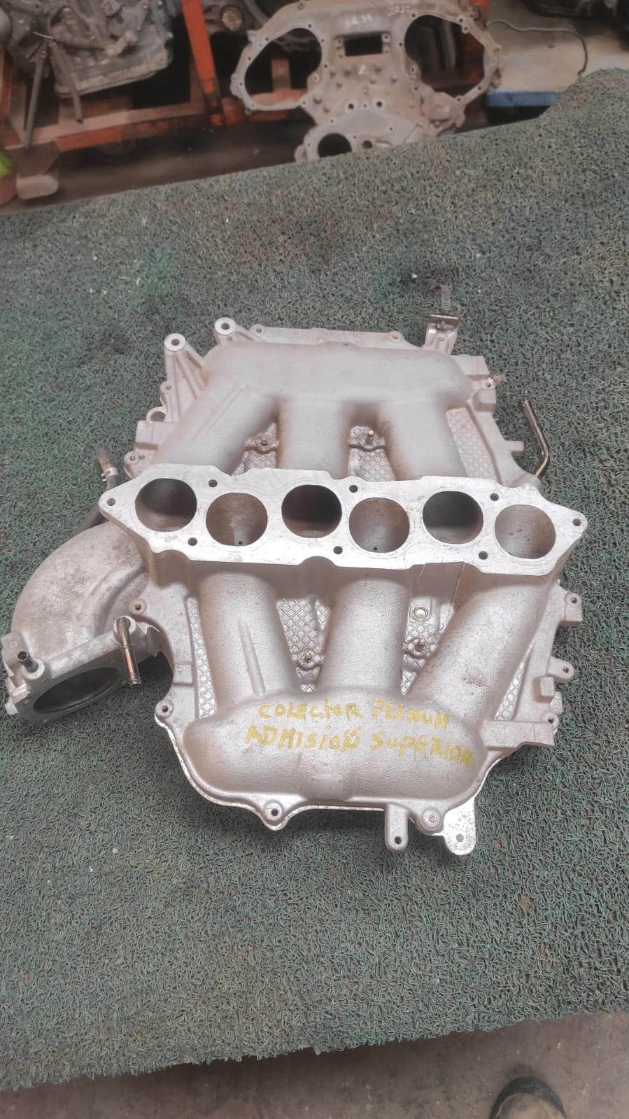 Colector de admision plenum superior Nissan 350z