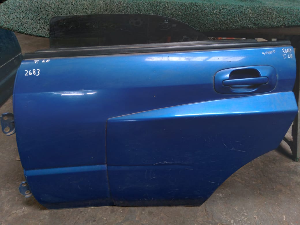 Puerta Trasera Impreza LH