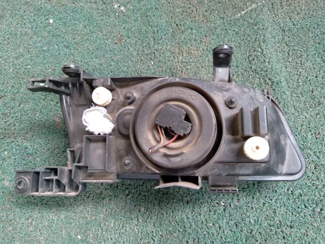 Farol Sunny 2004 LH