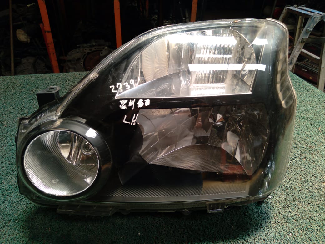 Farol Xtrail 2008 LH