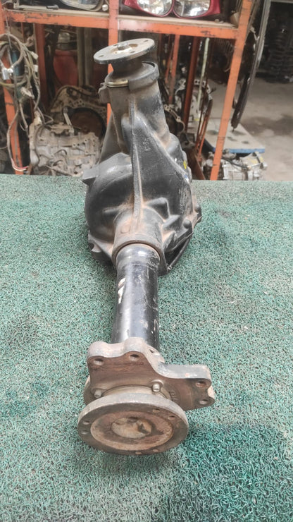 Corona delantera Nissan Pathfinder - Terrano VG 33 4x4