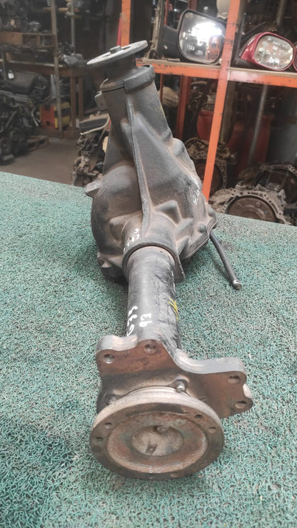 Corona delantera Nissan Pathfinder - Terrano 99 VG 33 4x4