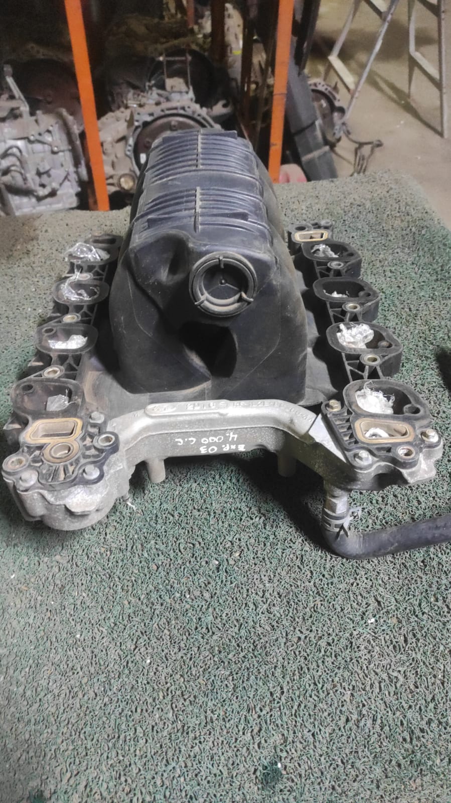 Multiple de admision de motor Ford Explorer 2003
