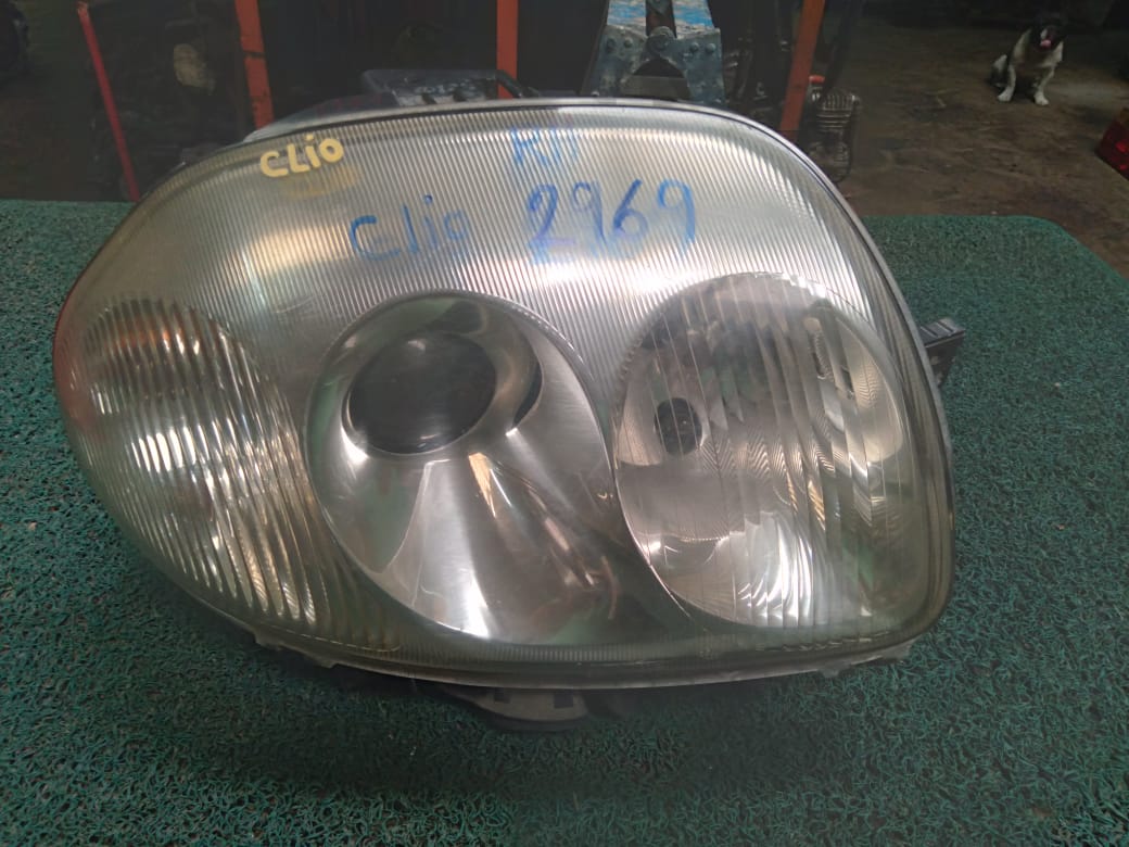 Farol Renault Clio RH