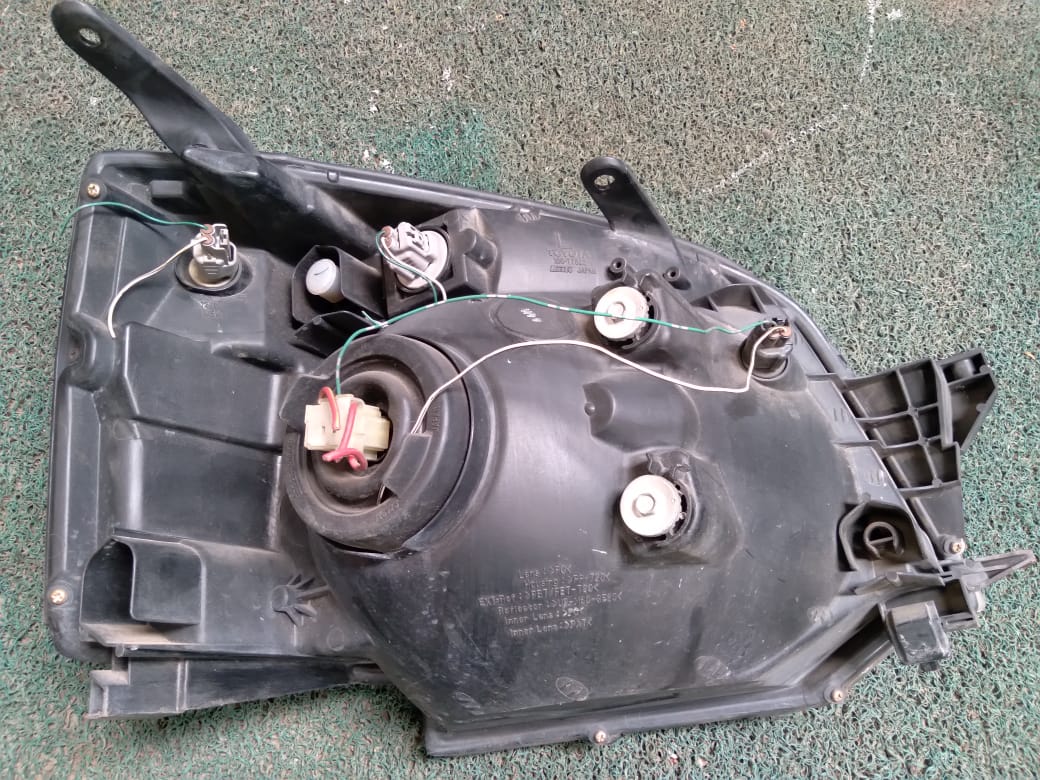 Farol Voxy 2004 LH