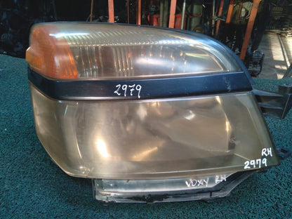 Farol Voxy 2004 RH
