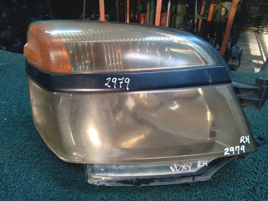 Farol Voxy 2004 RH