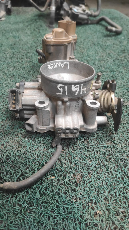 Garganta o cuerpo de aceleración Mitsubishi lancer 4G15