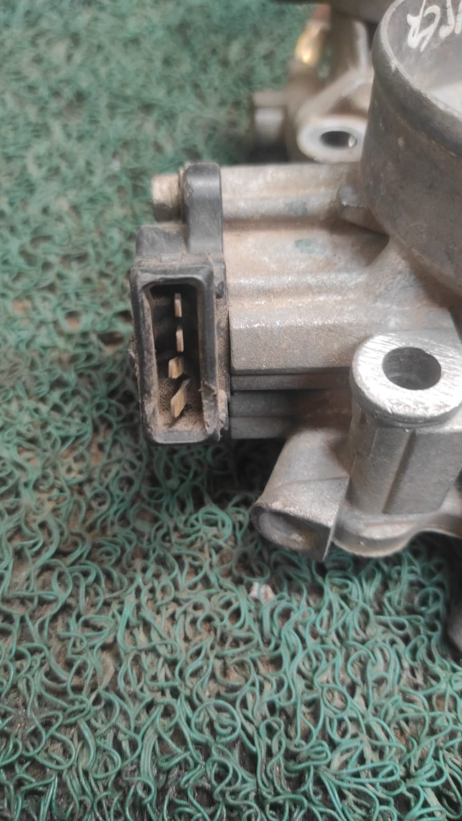 Garganta o cuerpo de aceleración Mitsubishi lancer 4G15