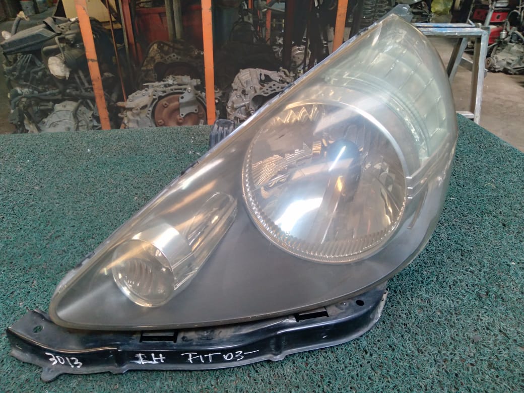Farol Fit 2006 LH