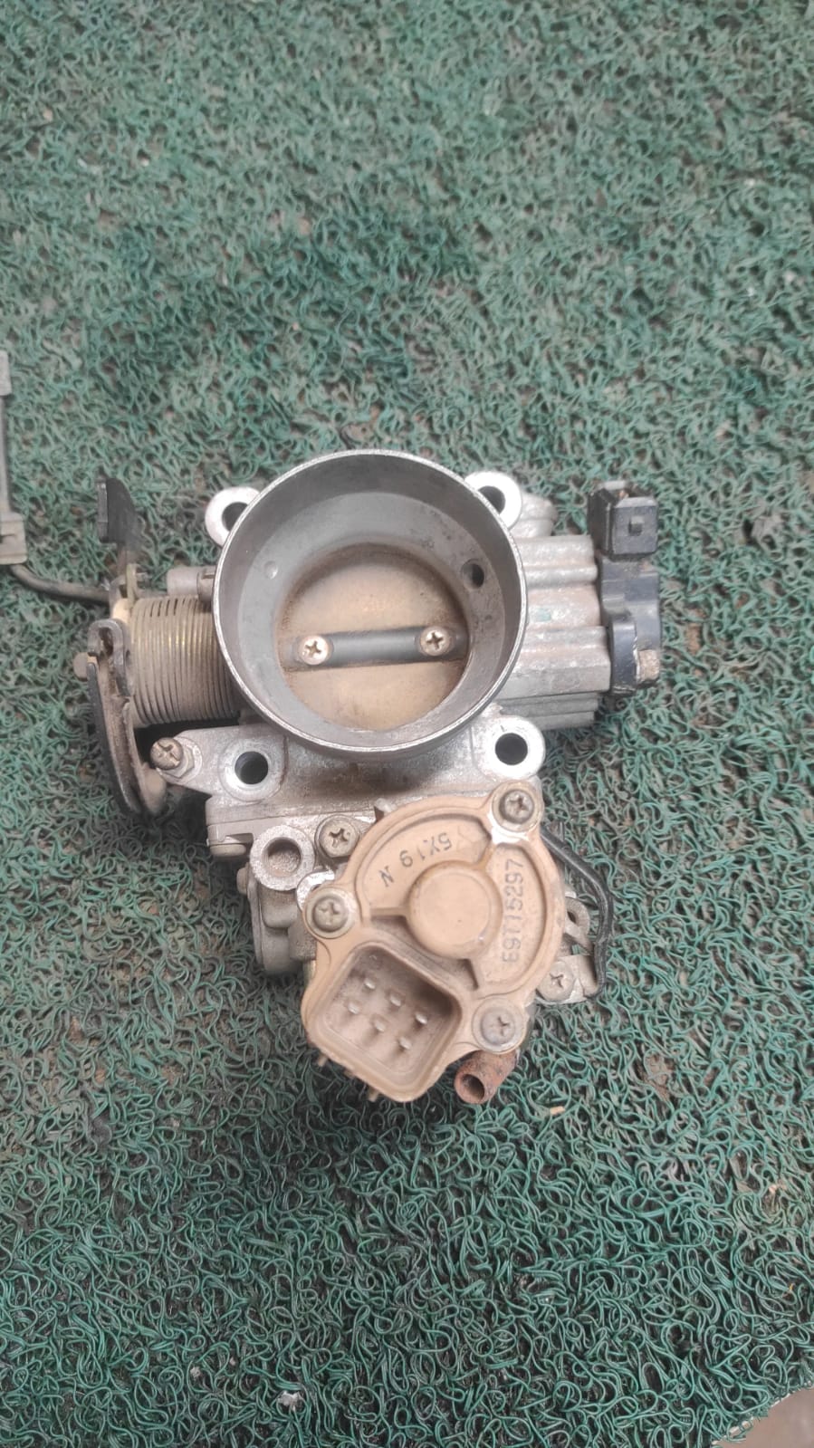 Garganta o cuerpo de aceleración Mitsubishi lancer 4G15