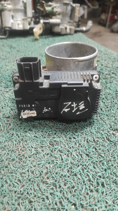 Garganta o cuerpo de aceleración Nissan x-trail - murano QR20