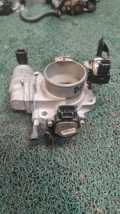 Garganta o cuerpo de aceleración mazda demio ZJ