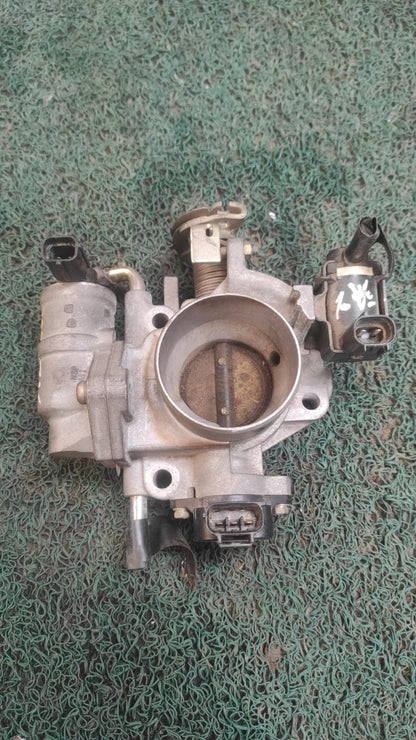 Garganta o cuerpo de aceleración mazda demio ZJ