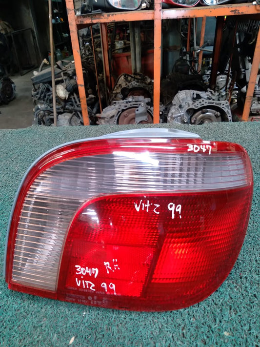 Stop Vitz 1999 RH