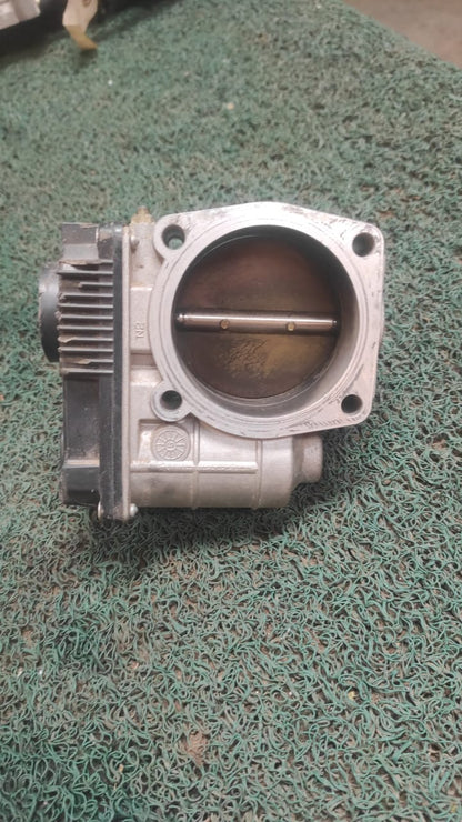 Garganta o cuerpo de aceleración Nissan x-trail - murano QR20