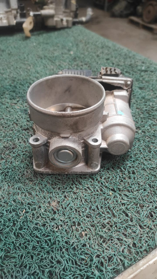 Garganta o cuerpo de aceleración Nissan x-trail - murano QR20