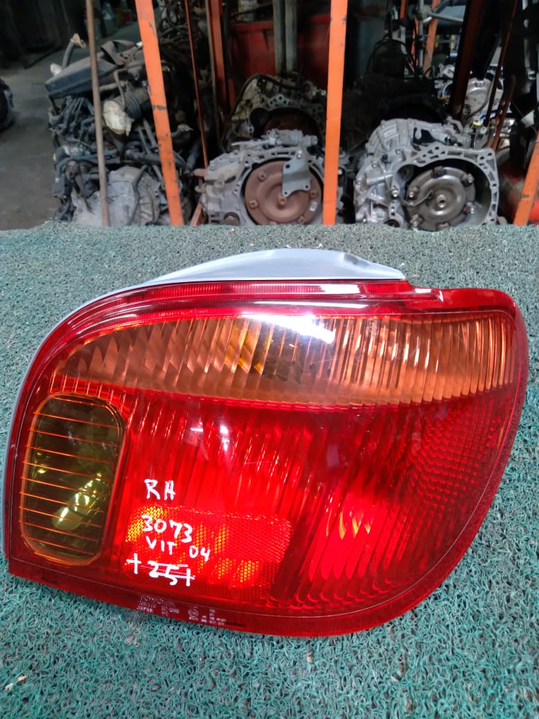Stop Vitz 2004 RH