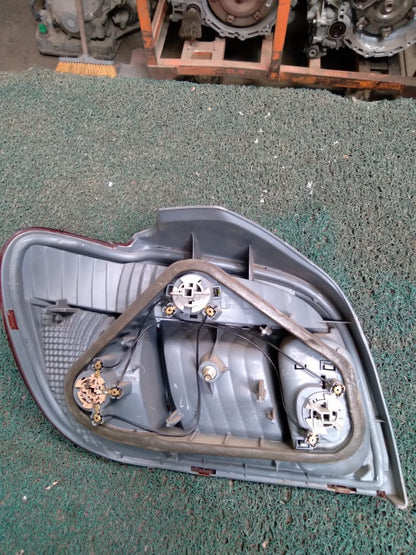 Stop Vitz 2004 RH