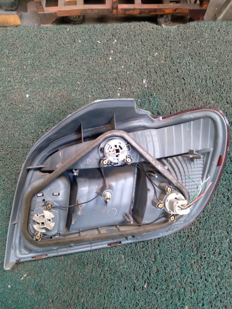 Stop Vitz 2004 LH