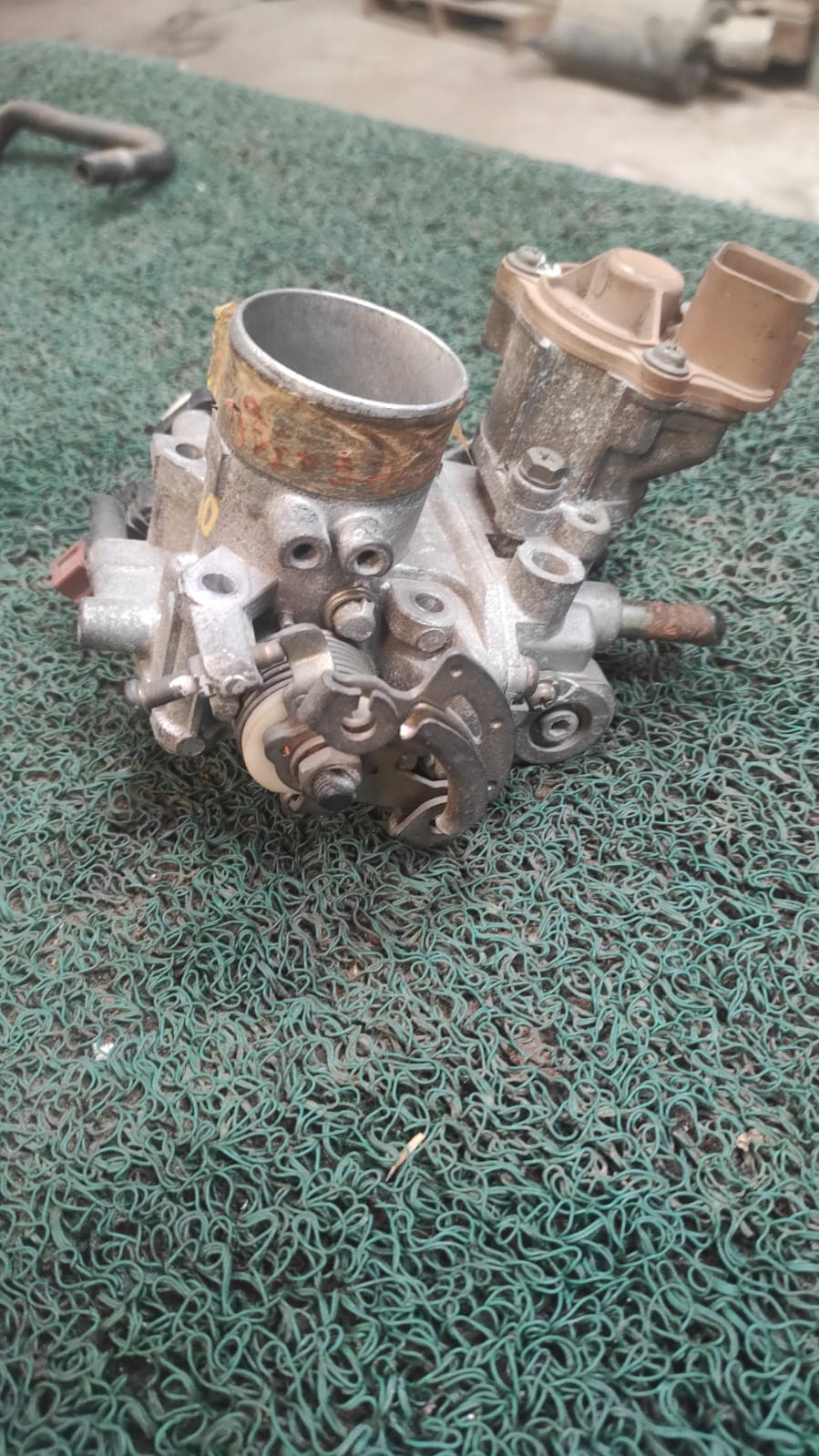 Garganta o cuerpo de aceleración Mitsubishi pajero mini -jr 96