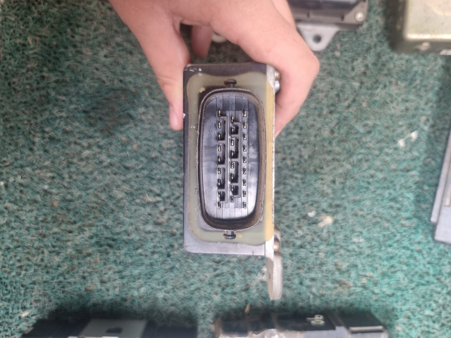 Cerebro  PAJERO IO MR507766