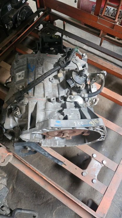 Caja VITZ motor 1KR CVT