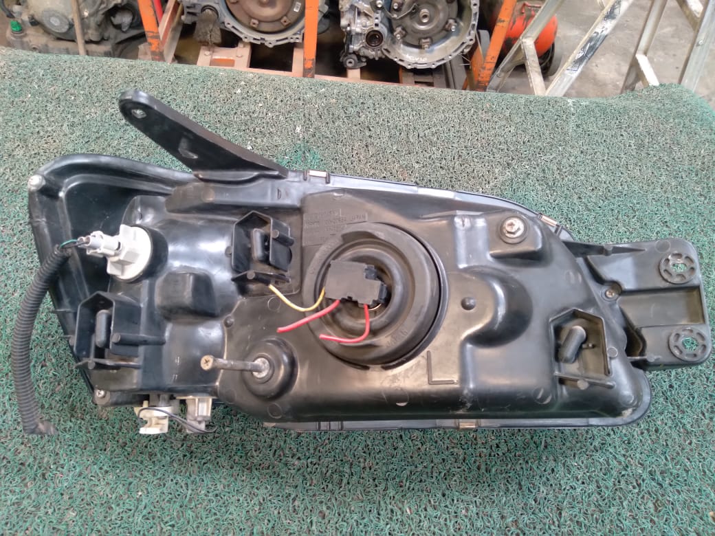 Farol Legacy 2004 LH