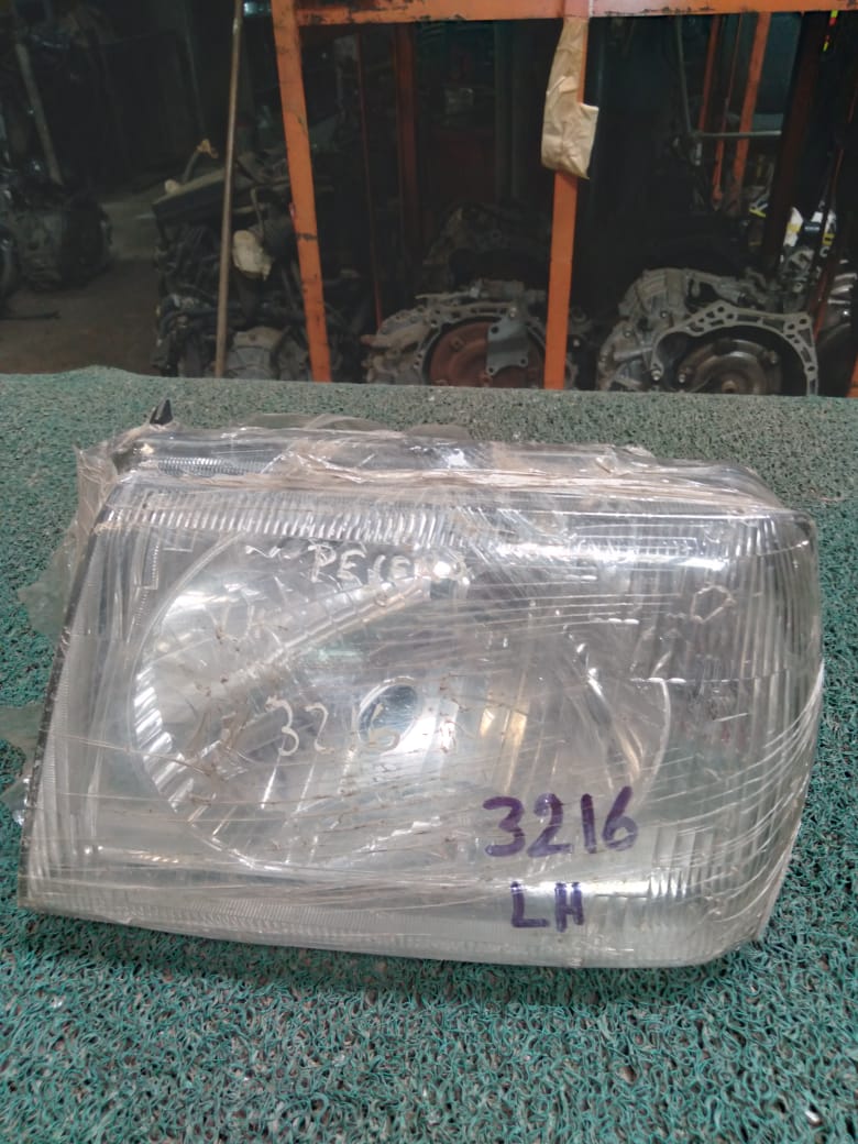 Farol Pajero Mini 1999 LH