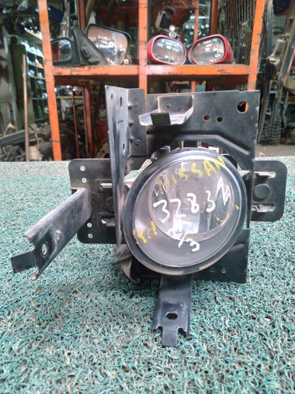Rompenieblas Nissan Versa Par