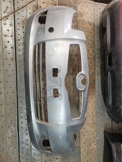 Parachoque delantero Vitz 2006
