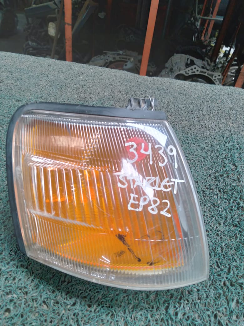 Guiñador Toyota Starlet EP82 RH