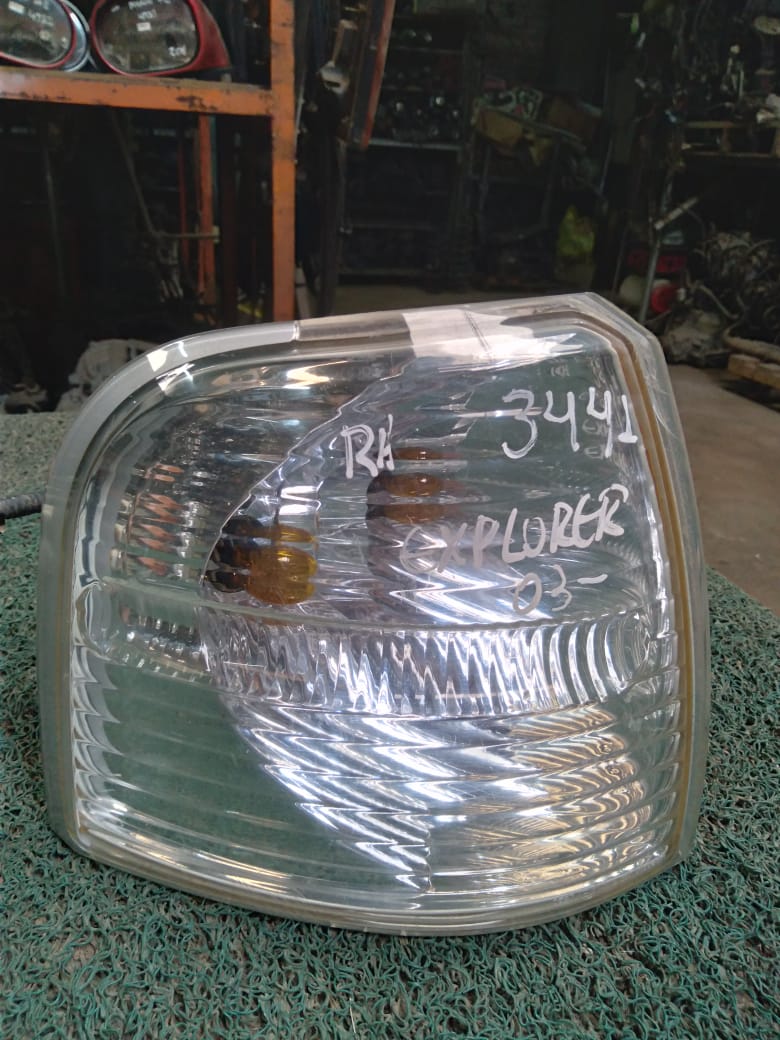 Guiñador Ford Explorer 2002 RH