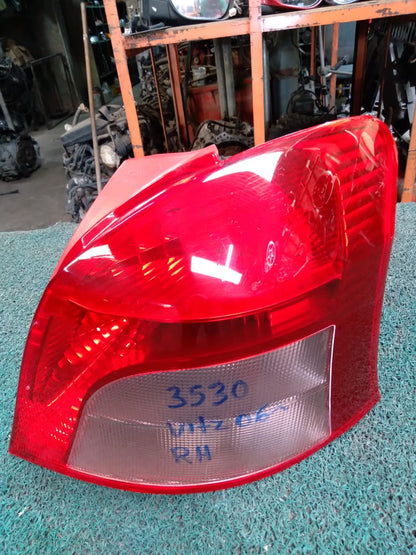 Stop Vitz 2006 RH