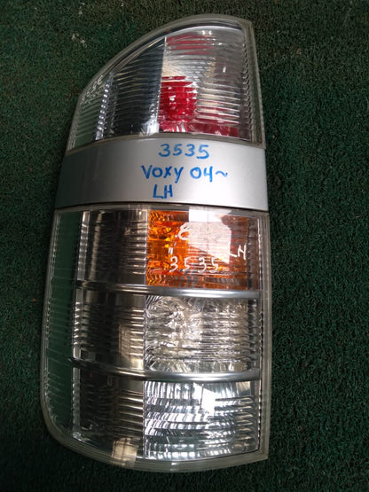 Stop Voxy 2004 LH