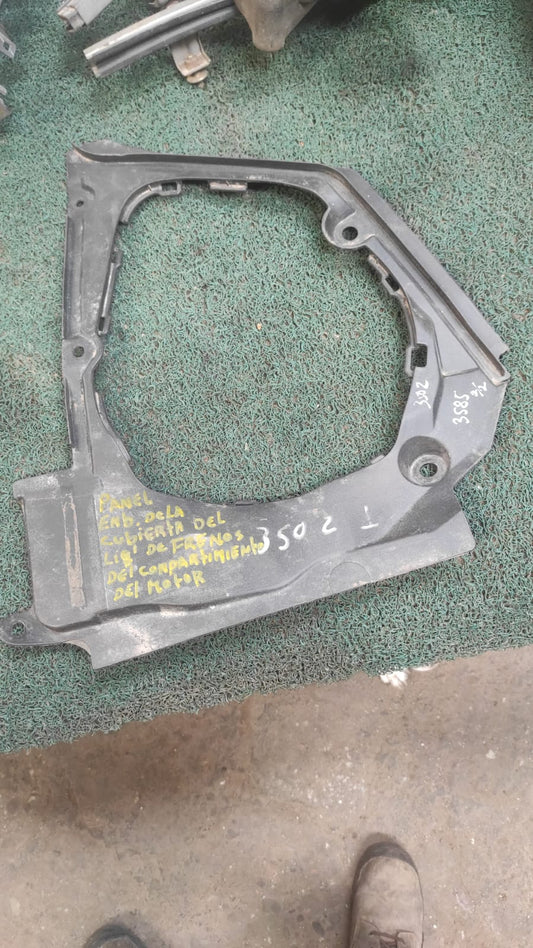 Cubierta de liquido de freno Nissan 350z