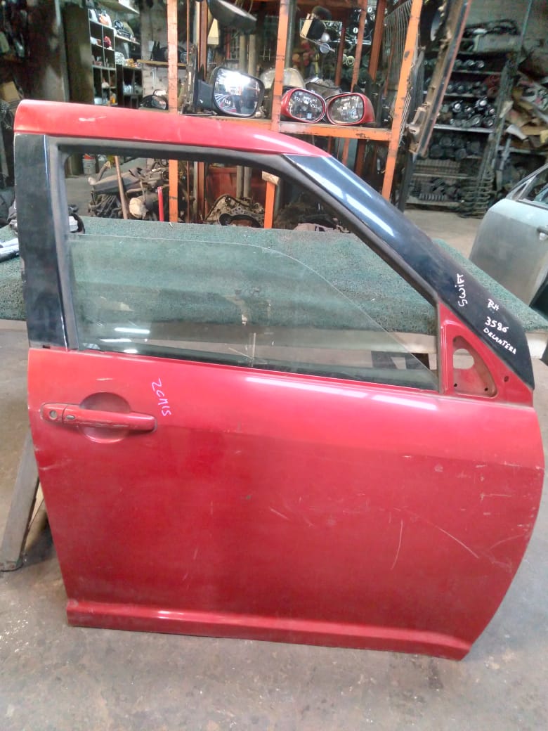 Puerta Delantera Swift 2006 RH
