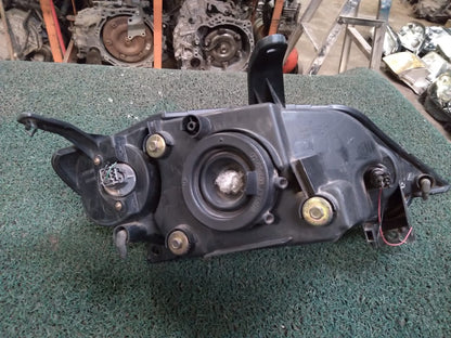 Farol Demio 2004 LH