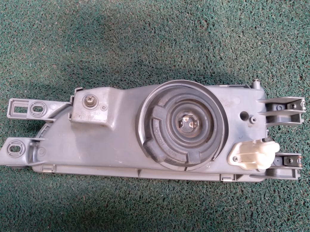 Farol Impreza 1998 RH