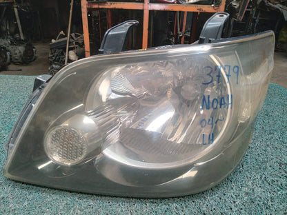Farol Noah 2004 LH