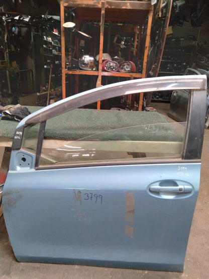 Puerta Delantera Vitz 2006 LH