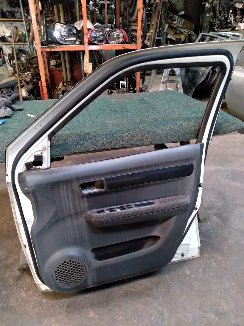 Puerta Delantera Swift 2006 LH