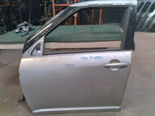 Puerta Delantera Swift 2006 LH