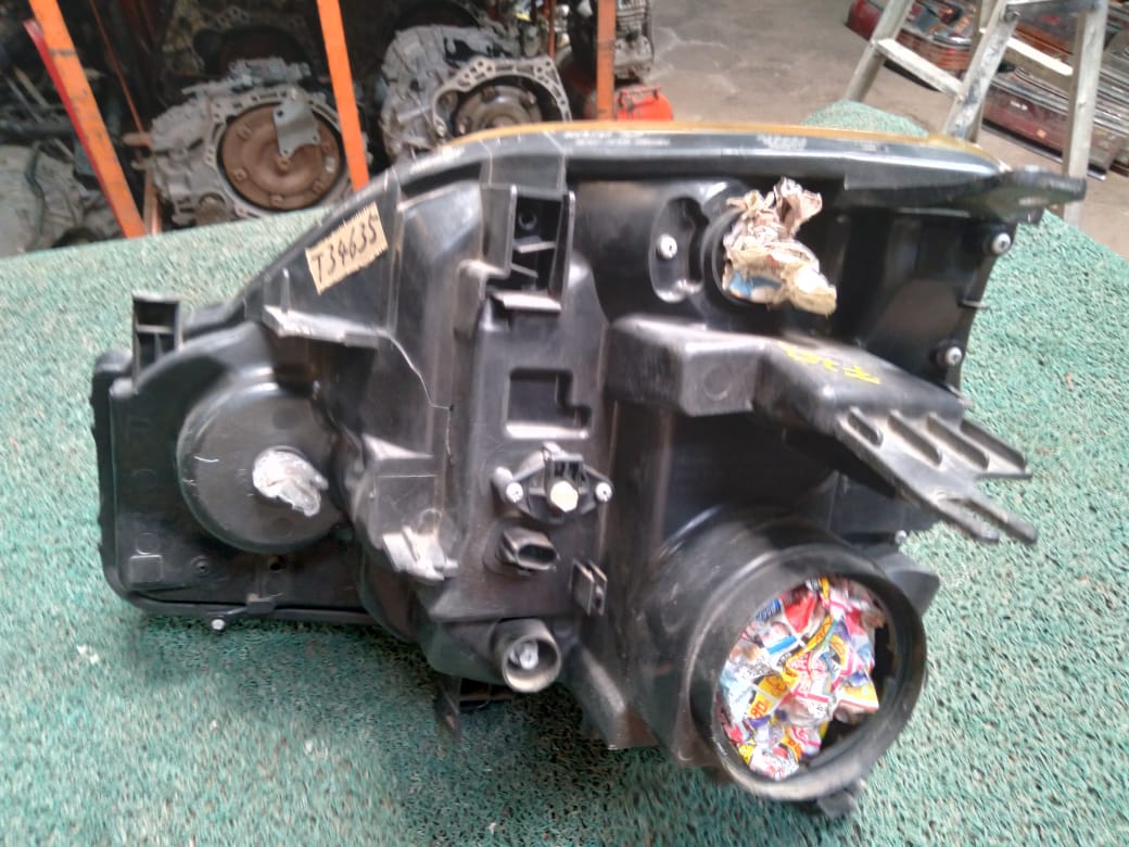 Farol Xtrail 2008 RH