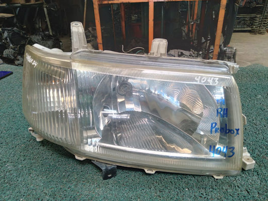 Farol Probox 2004 RH