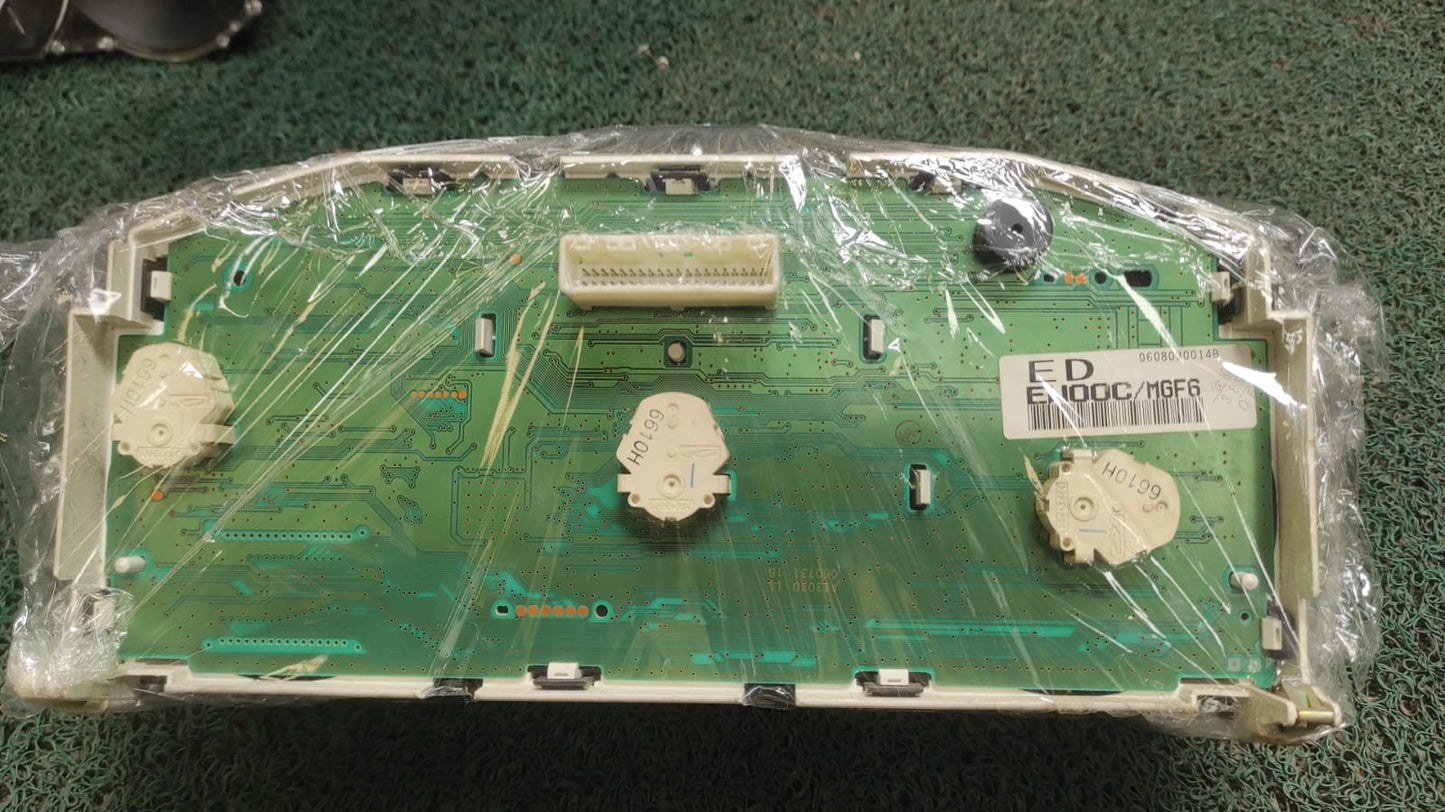 Velocímetro Nissan bluebird