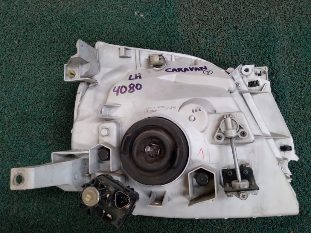 Farol Caravan 2005 LH
