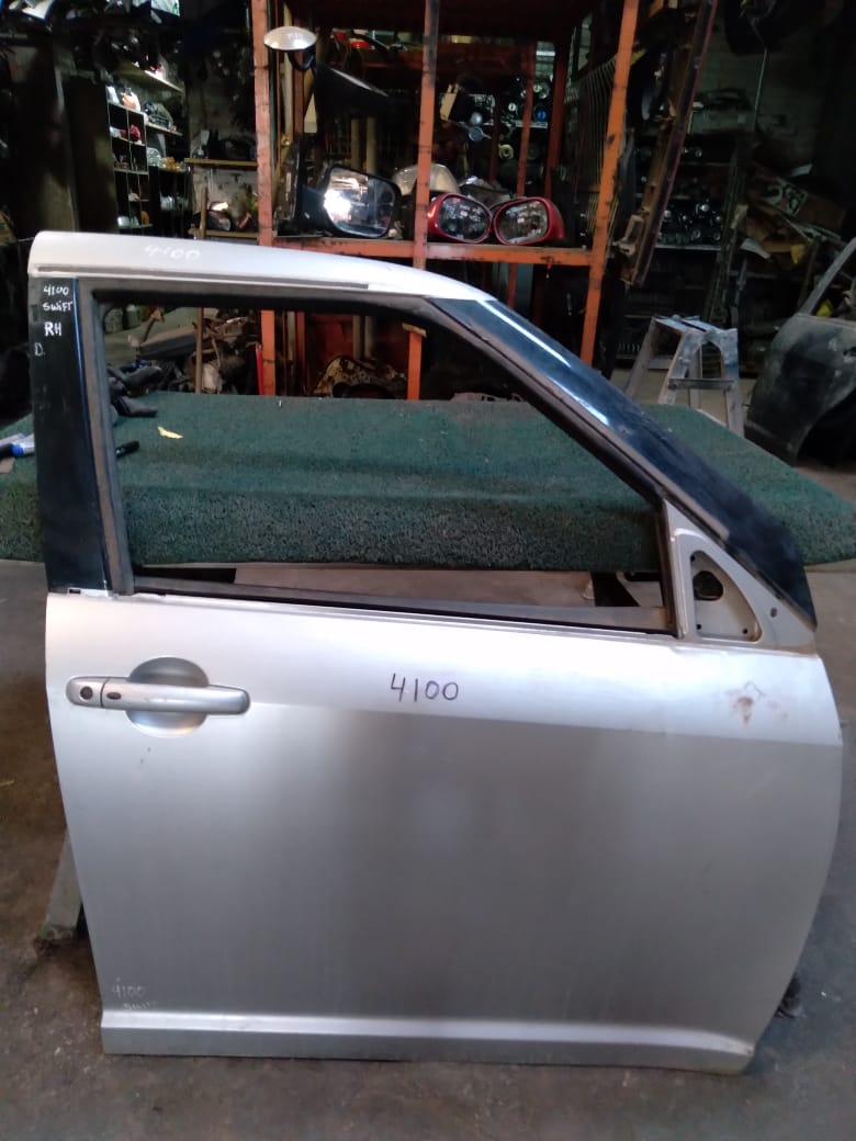 Puerta Delantera Swift 2006 RH