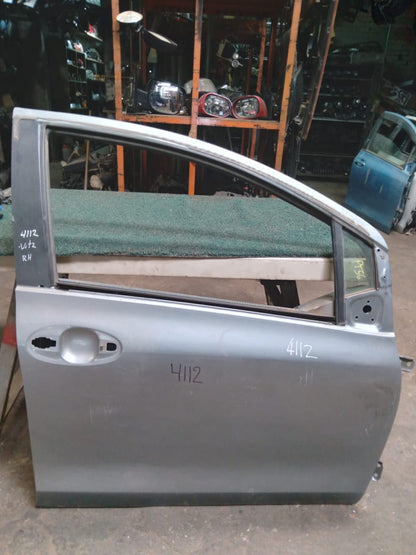 Puerta Delantera Vitz 2006 LH