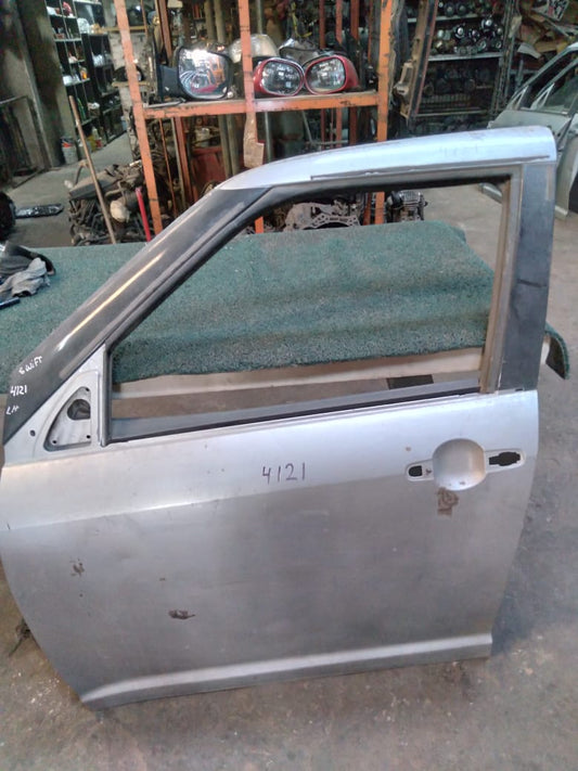 Puerta Delantera Swift 2006 LH